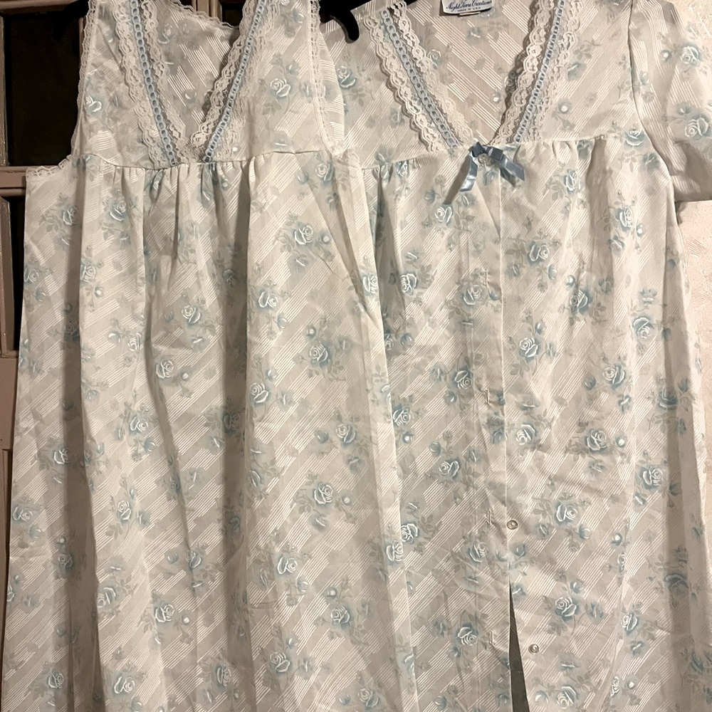 Vintage two piece nightgown set.
